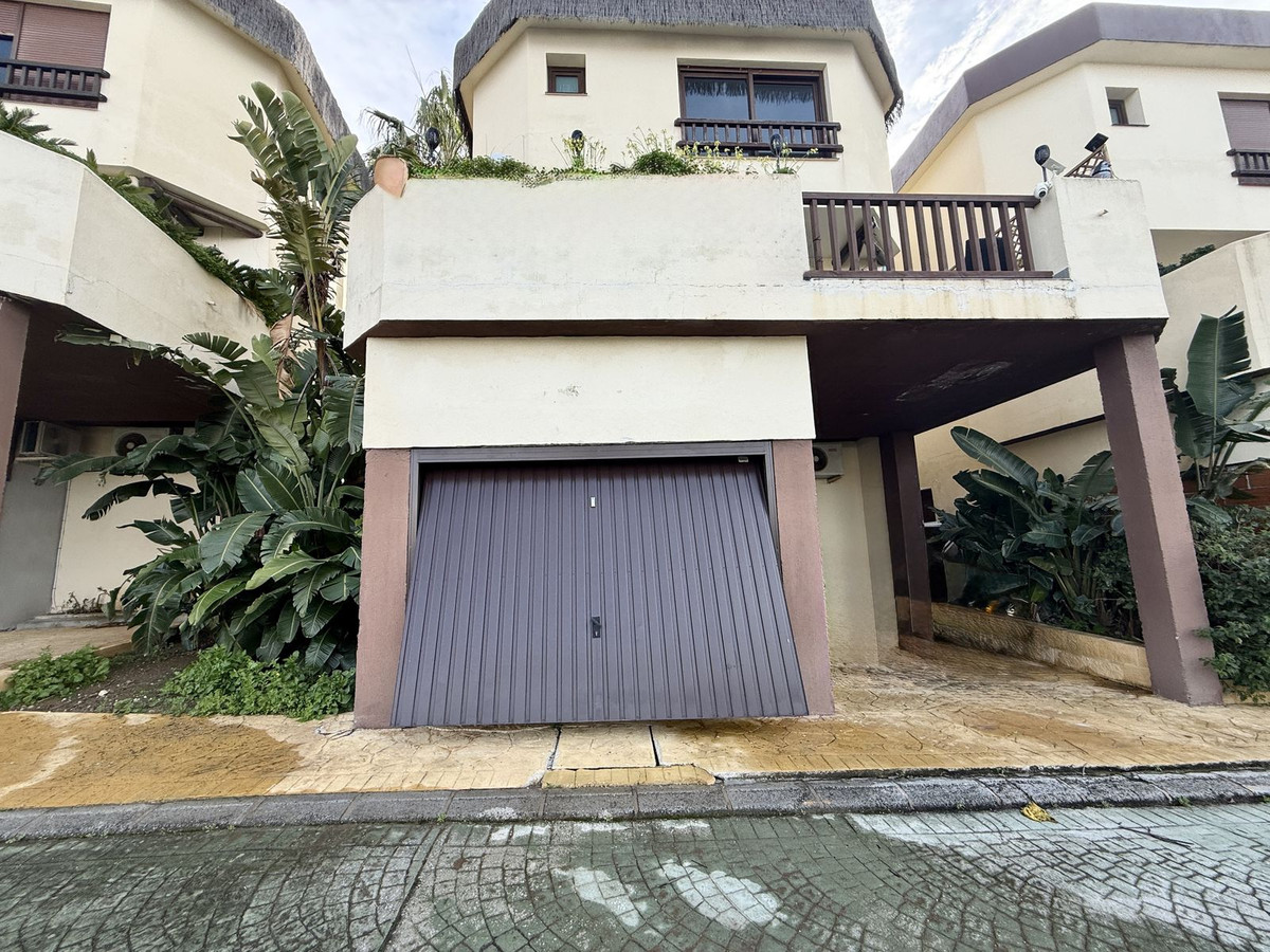 3 Bed Townhouse for sale in Riviera Del Sol Costa Del Sol, Málaga, Spain