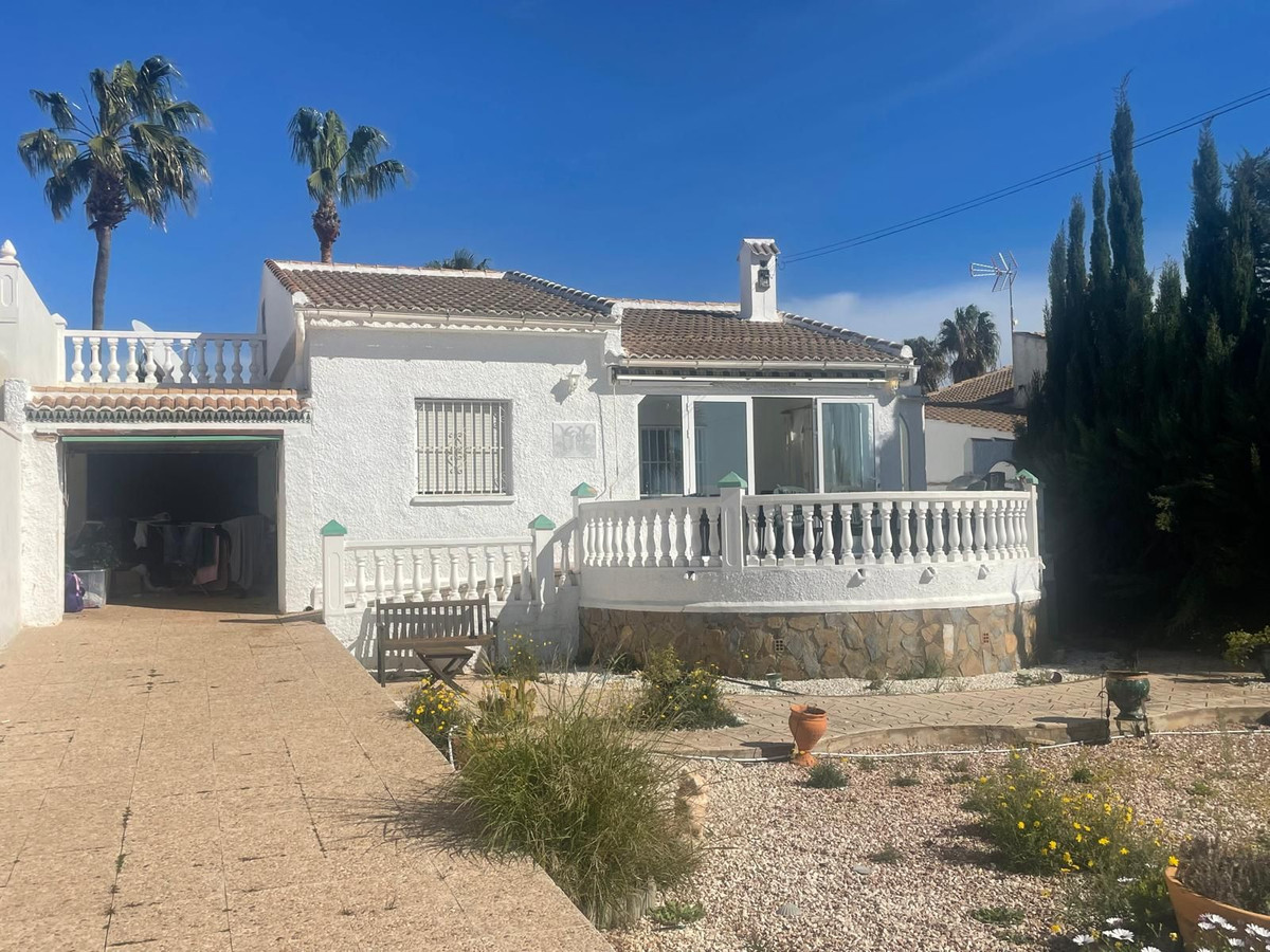 3 Bed Townhouse for sale in Torrevieja Costa Blanca, Alicante, Spain