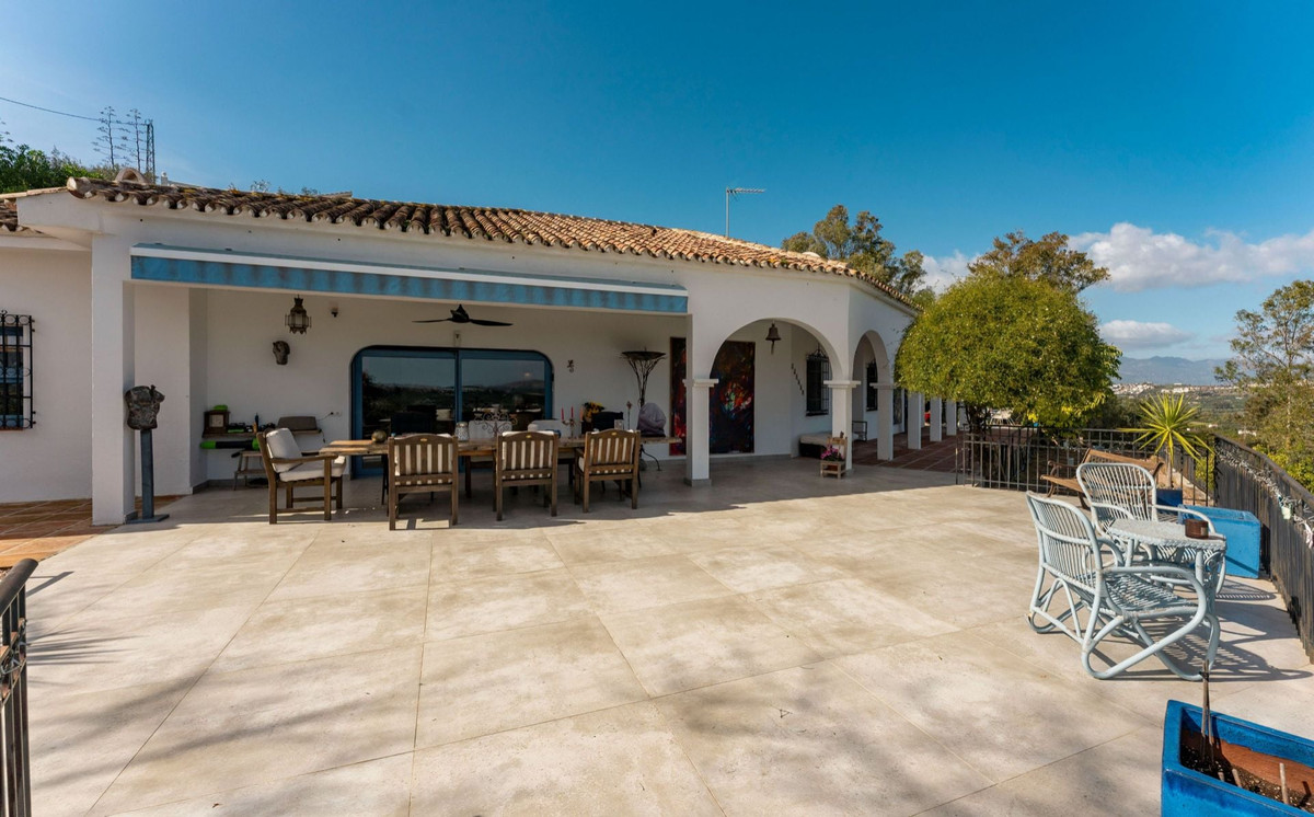 4 Bed Townhouse for sale in Alhaurín El Grande Costa Del Sol, Málaga, Spain