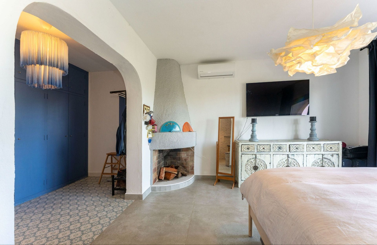 4 Bed Townhouse for sale in Alhaurín El Grande Costa Del Sol, Málaga, Spain