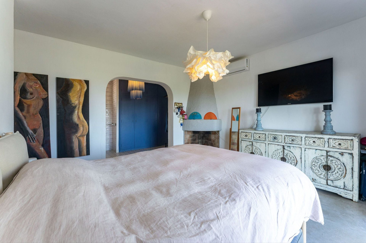 4 Bed Townhouse for sale in Alhaurín El Grande Costa Del Sol, Málaga, Spain