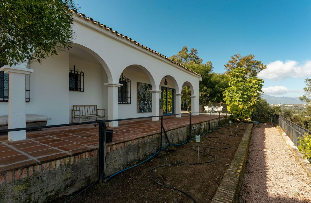 4 Bed Townhouse for sale in Alhaurín El Grande Costa Del Sol, Málaga, Spain