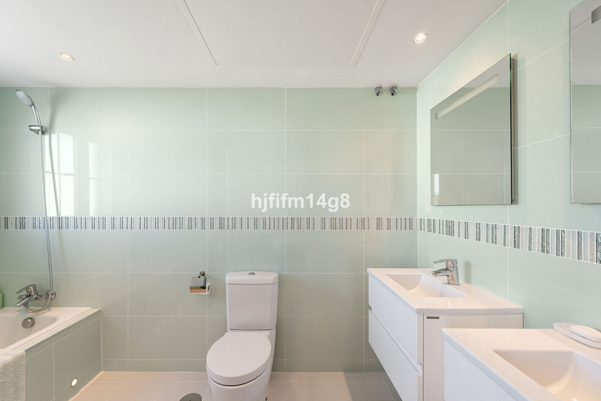 Se vende Ático Dúplex de 3 dormitorios en Costa Del Sol, Málaga, España