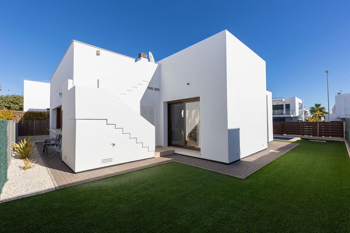 3 Bed Townhouse for sale in Vista Bella Golf Costa Blanca, Alicante, Spain
