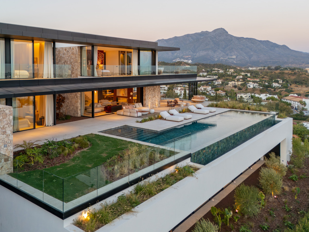 Se vende Villa - Chalet de 8 dormitorios en Costa Del Sol, Málaga, España
