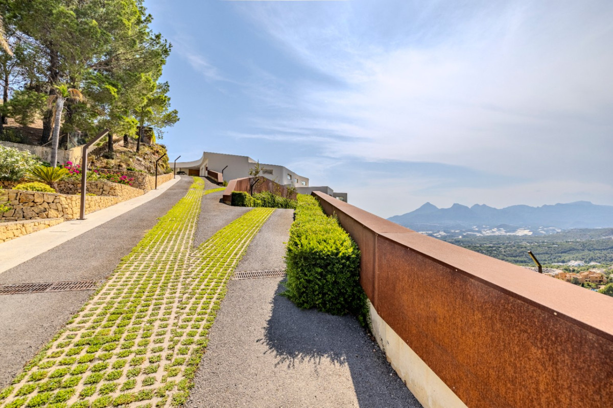 3 Bed Apartment for sale in Altea Costa Blanca, Alicante, Spain