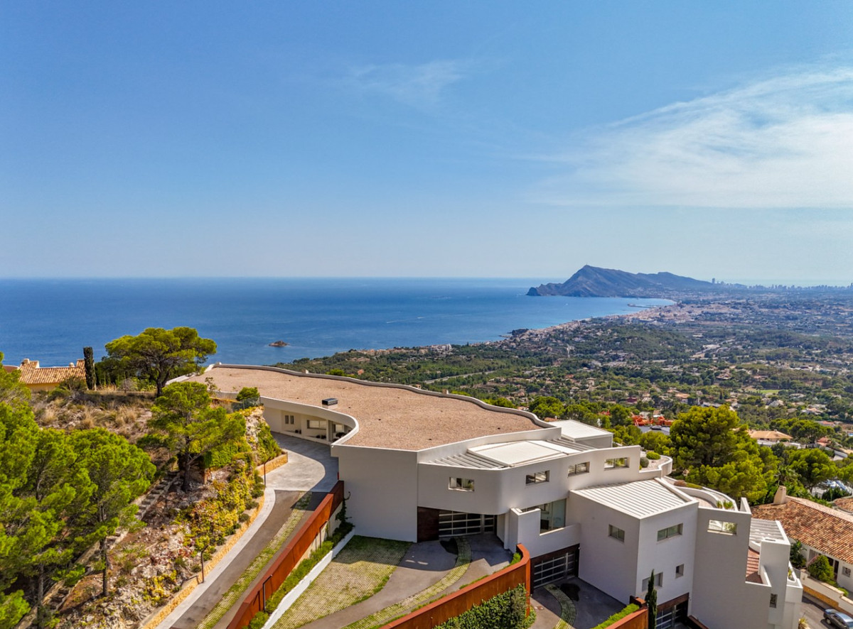 3 Bed Apartment for sale in Altea Costa Blanca, Alicante, Spain