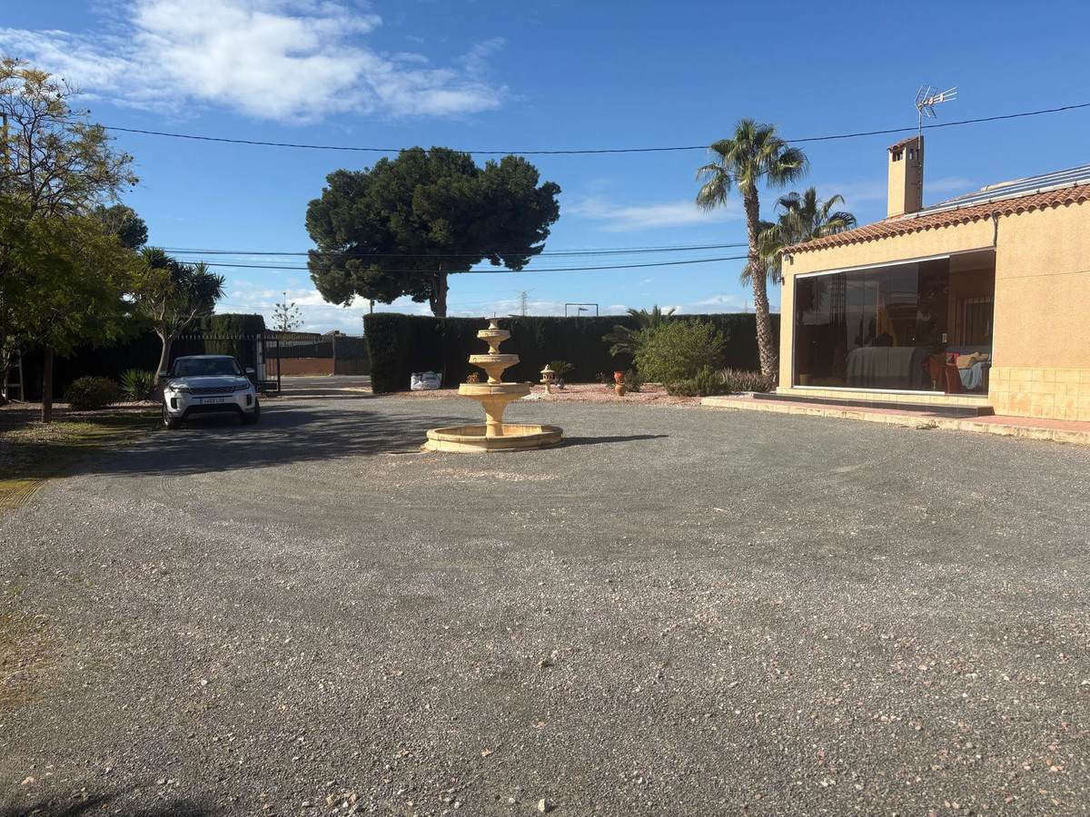 3 Bed Townhouse for sale in Albatera Costa Blanca, Alicante, Spain
