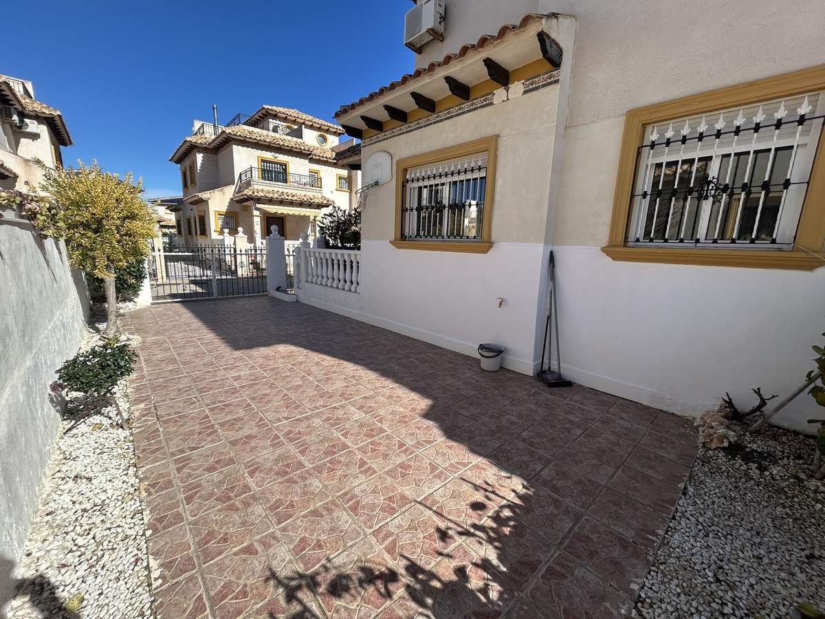 2 Bed Townhouse for sale in Cabo Roig Costa Blanca, Alicante, Spain