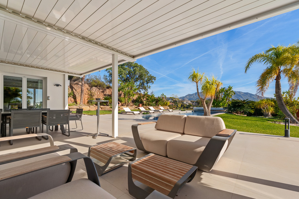 Se vende Villa - Chalet de 9 dormitorios en Costa Del Sol, Málaga, España