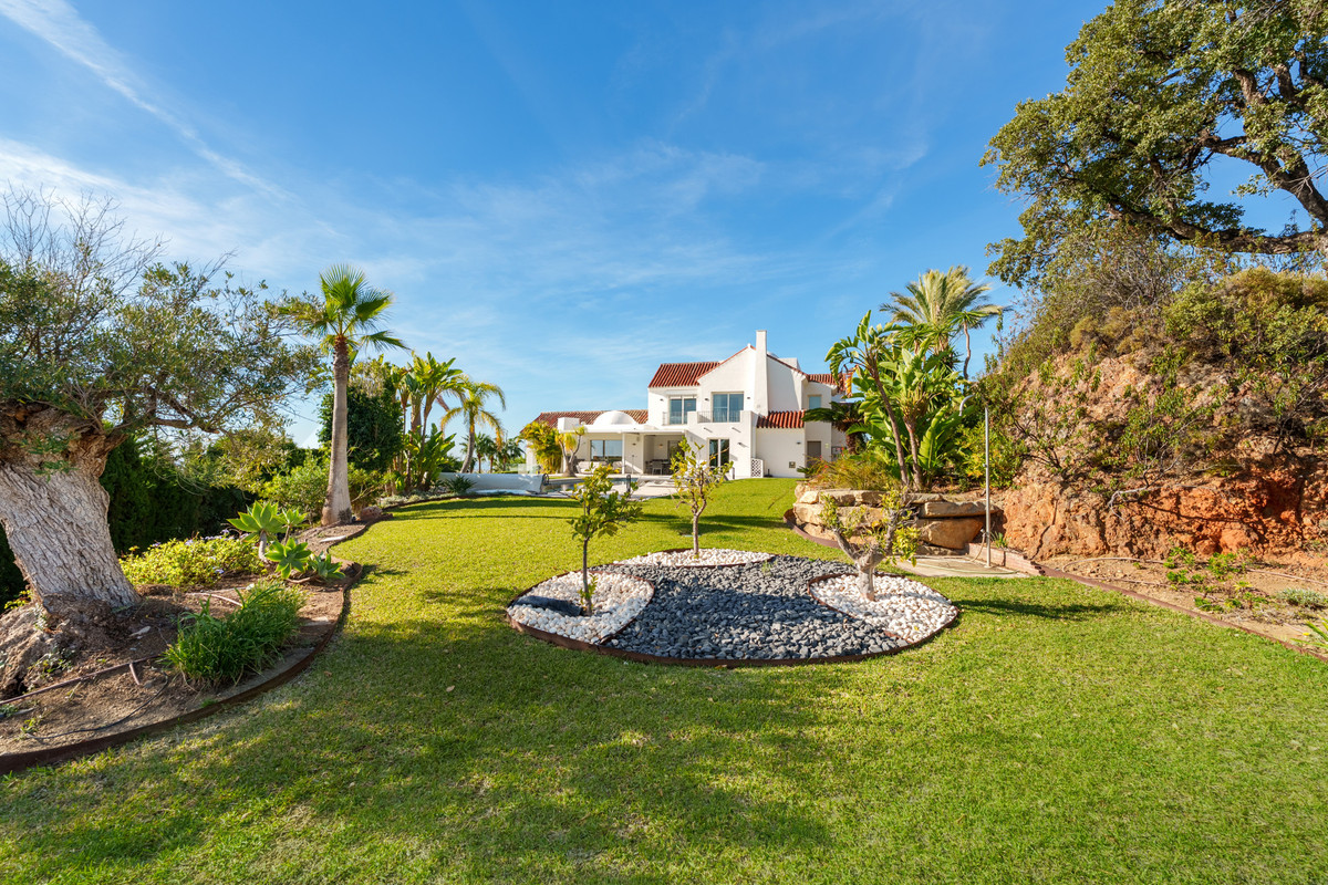 Se vende Villa - Chalet de 9 dormitorios en Costa Del Sol, Málaga, España