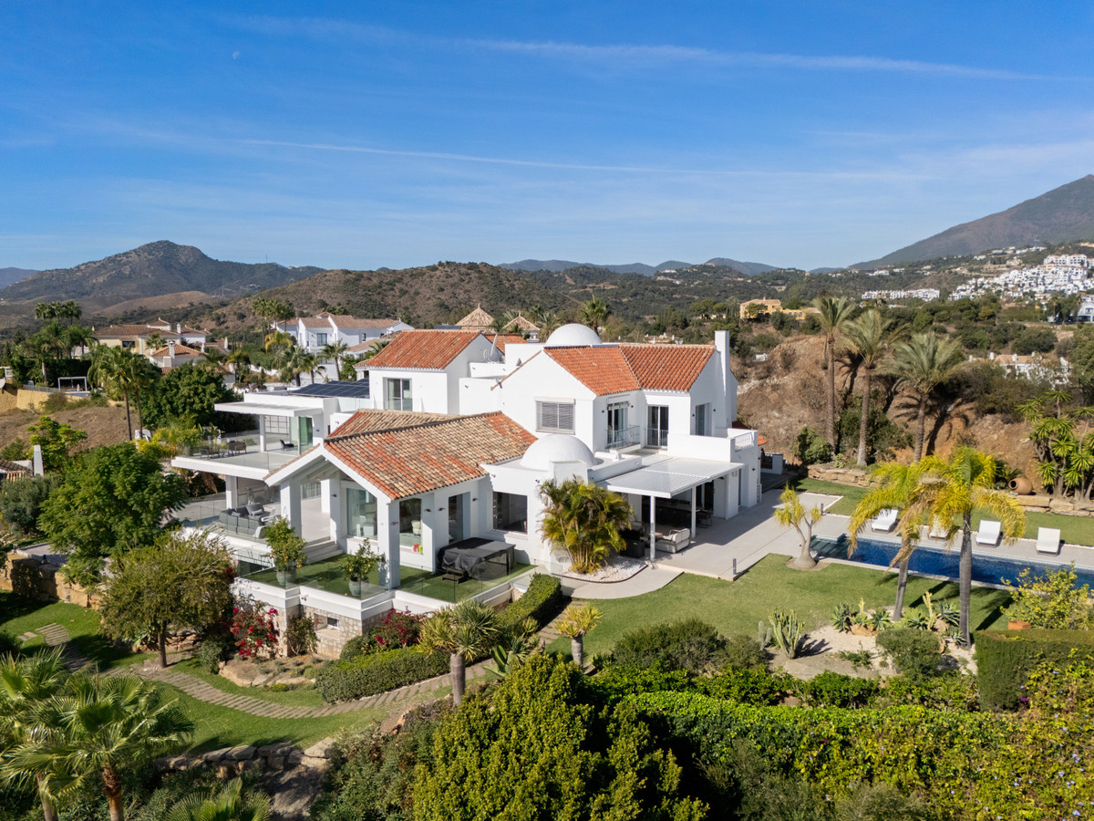 Se vende Villa - Chalet de 9 dormitorios en Costa Del Sol, Málaga, España