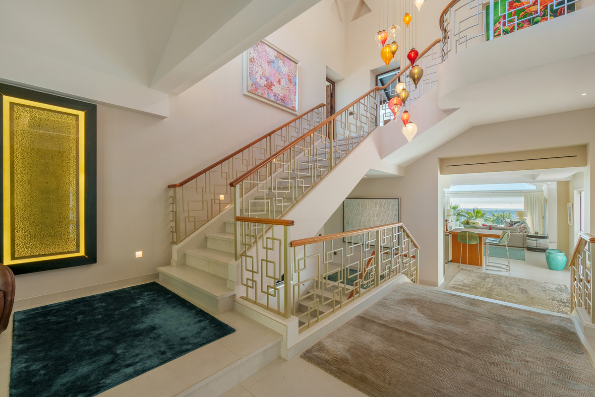 Se vende Villa - Chalet de 9 dormitorios en Costa Del Sol, Málaga, España