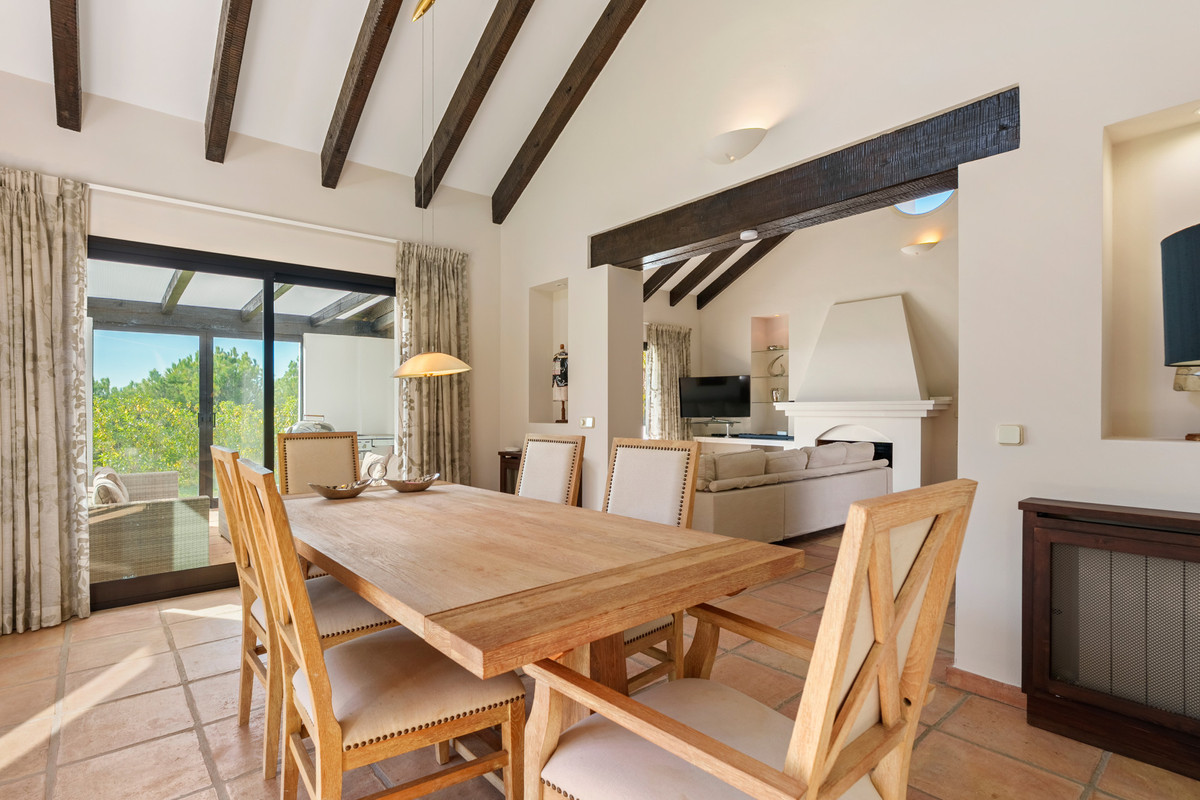 Se vende Villa - Chalet de 9 dormitorios en Costa Del Sol, Málaga, España