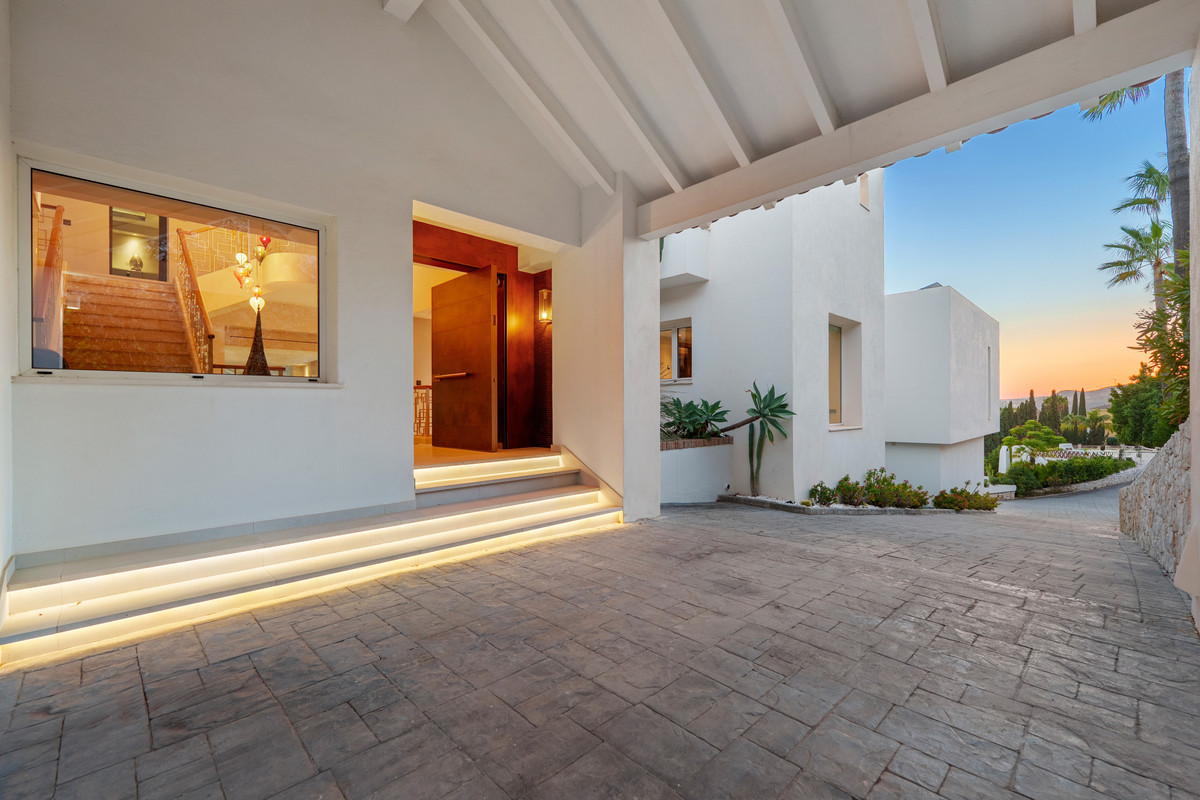 Se vende Villa - Chalet de 9 dormitorios en Costa Del Sol, Málaga, España