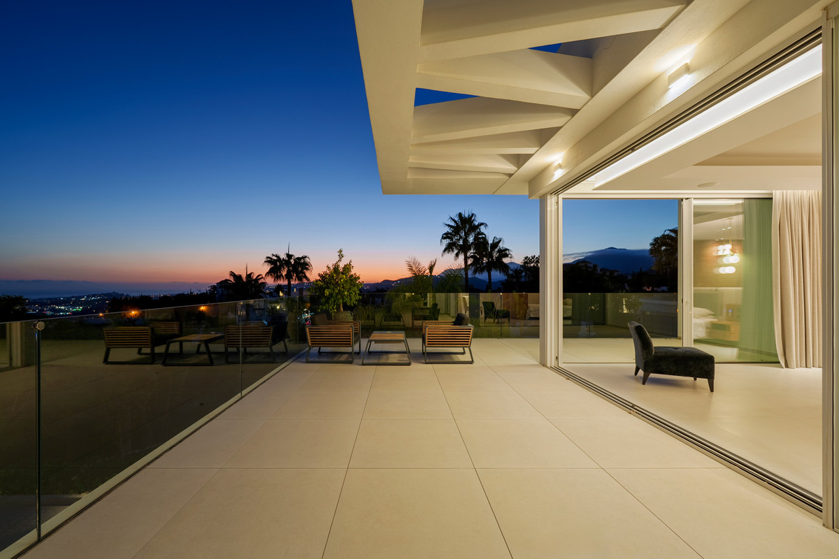 Se vende Villa - Chalet de 9 dormitorios en Costa Del Sol, Málaga, España