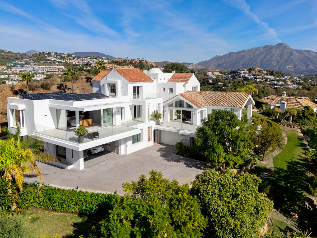 Se vende Villa - Chalet de 9 dormitorios en Costa Del Sol, Málaga, España