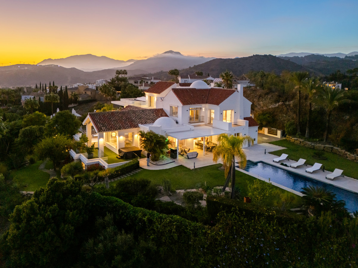 Se vende Villa - Chalet de 9 dormitorios en Costa Del Sol, Málaga, España