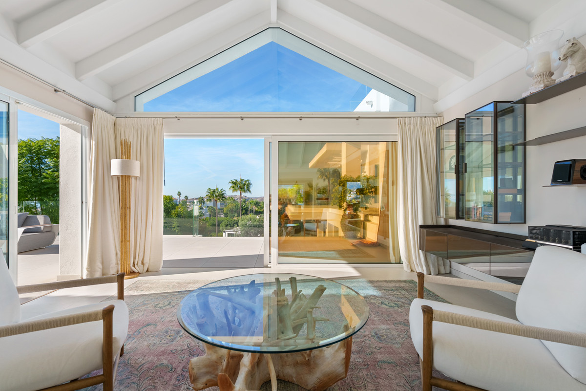 Se vende Villa - Chalet de 9 dormitorios en Costa Del Sol, Málaga, España