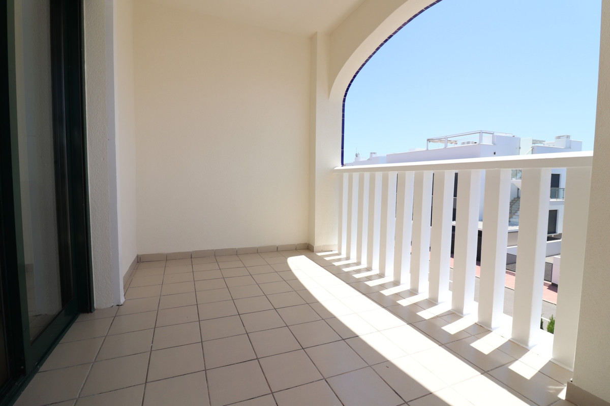 2 Bed Apartment for sale in Dona Pepa Costa Blanca, Alicante, Spain