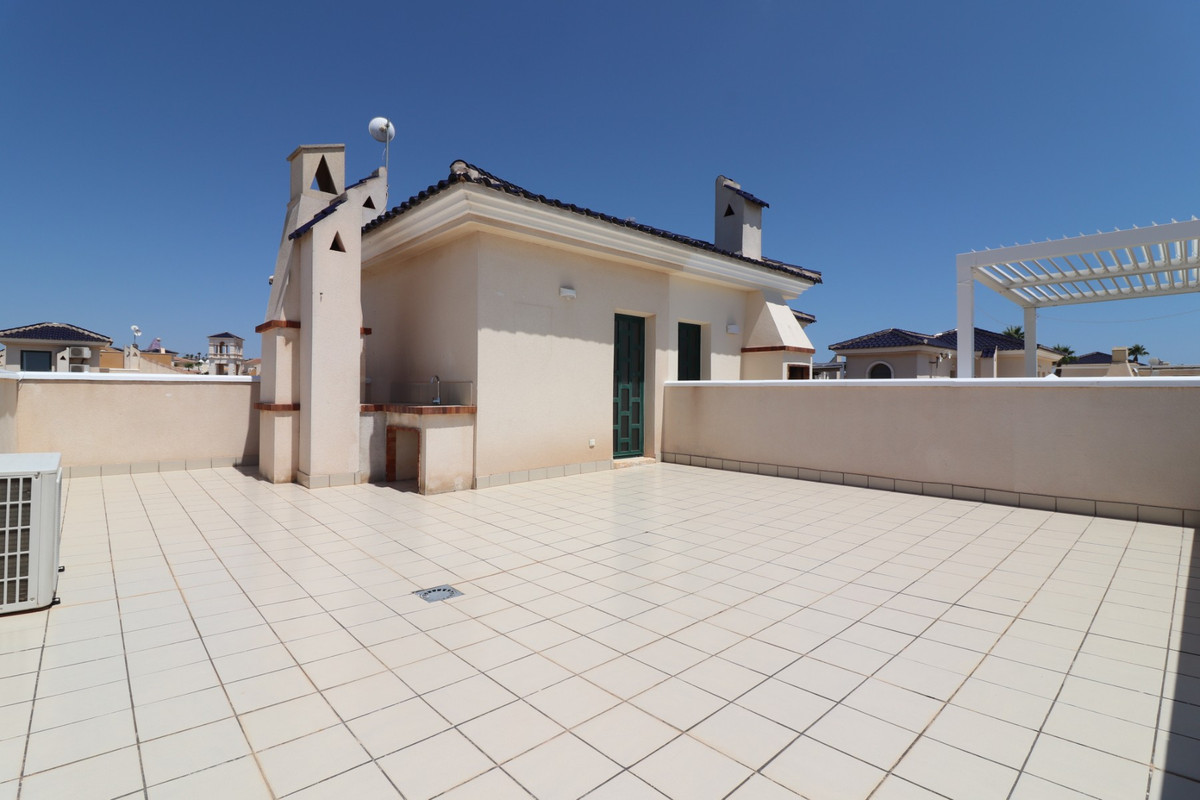 2 Bed Apartment for sale in Dona Pepa Costa Blanca, Alicante, Spain