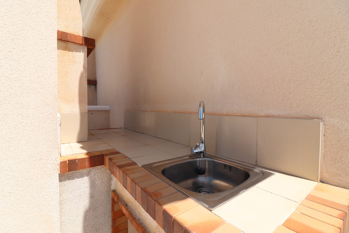 2 Bed Apartment for sale in Dona Pepa Costa Blanca, Alicante, Spain