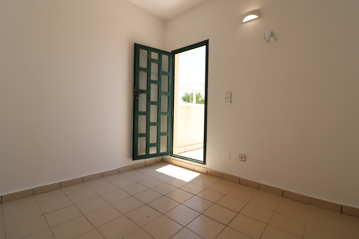 2 Bed Apartment for sale in Dona Pepa Costa Blanca, Alicante, Spain