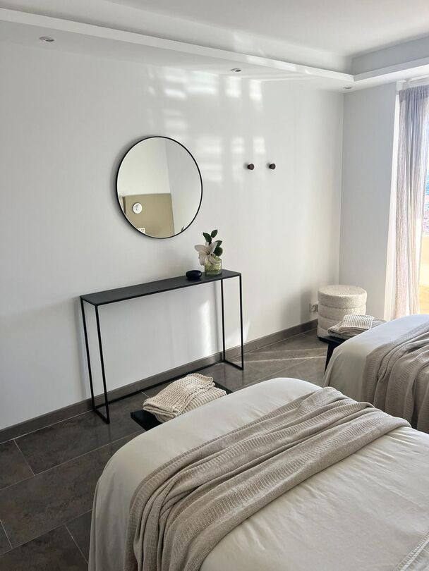 4 Bed Apartment for sale in Fuengirola Costa Del Sol, Málaga, Spain