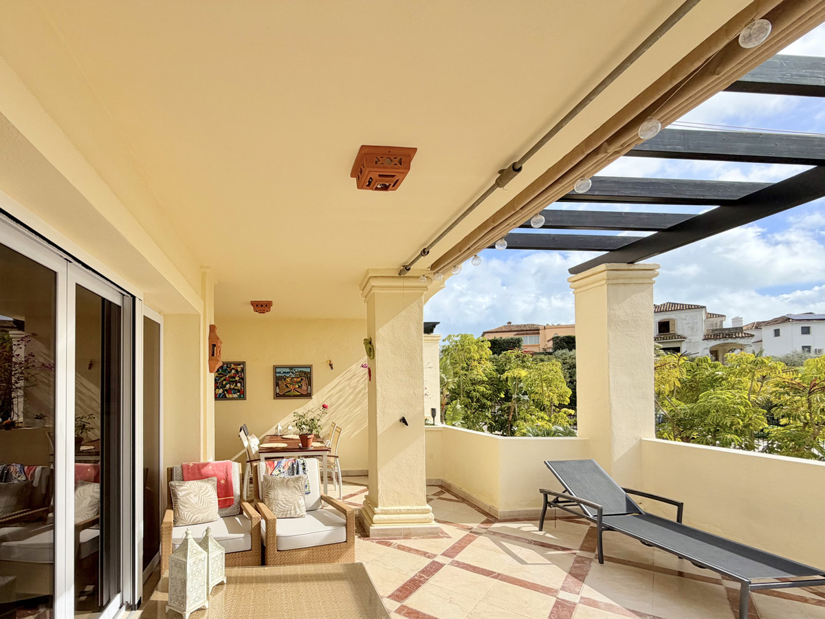 Se vende Apartamento Planta Media de 2 dormitorios en Costa Del Sol, Málaga, España
