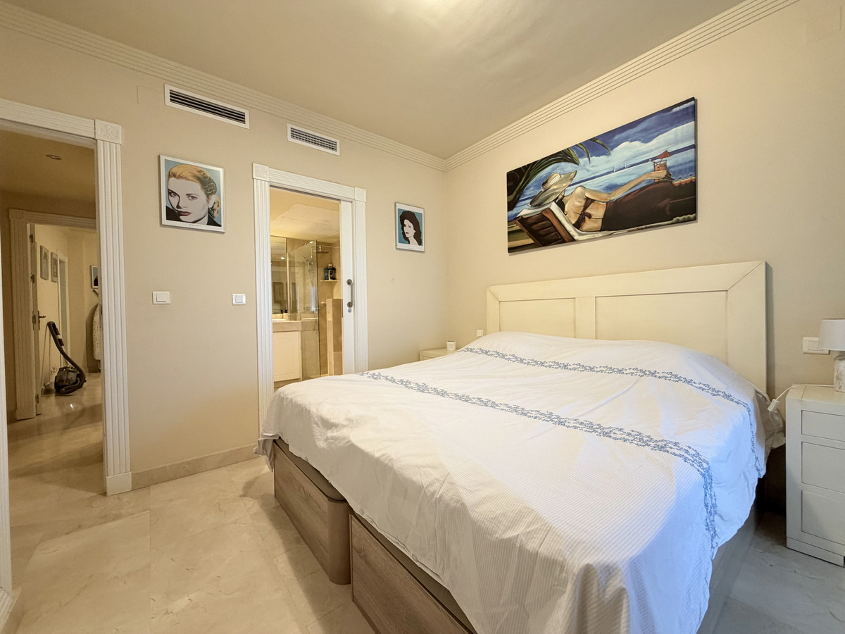 2 Bed Apartment for sale in Estepona Costa Del Sol, Málaga, Spain