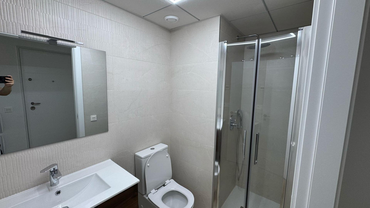 Se vende Apartamento Planta Media de 1 dormitorios en Costa Blanca, Alicante, España