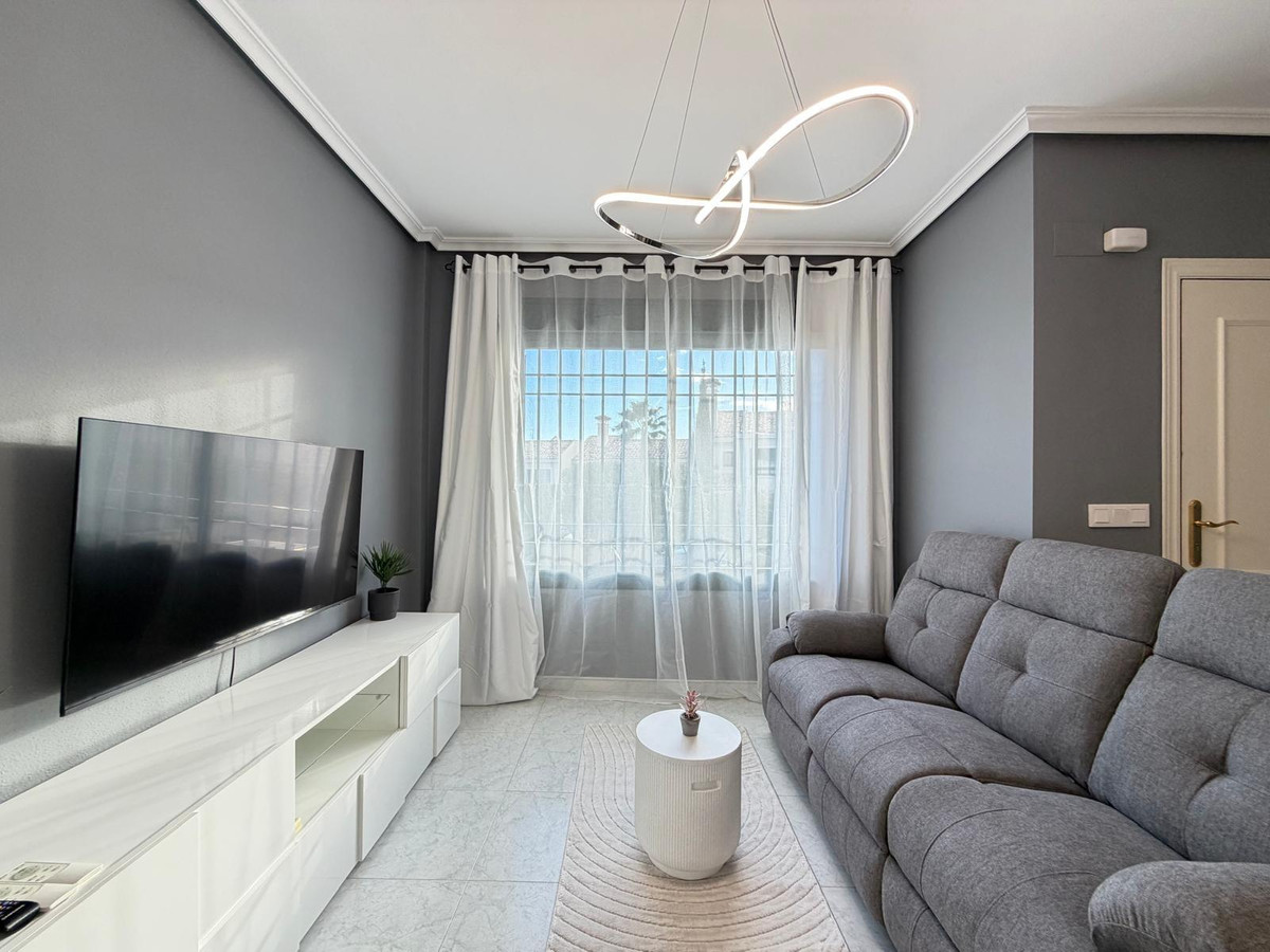 Se vende Bungalow de 2 dormitorios en Costa Blanca, Alicante, España