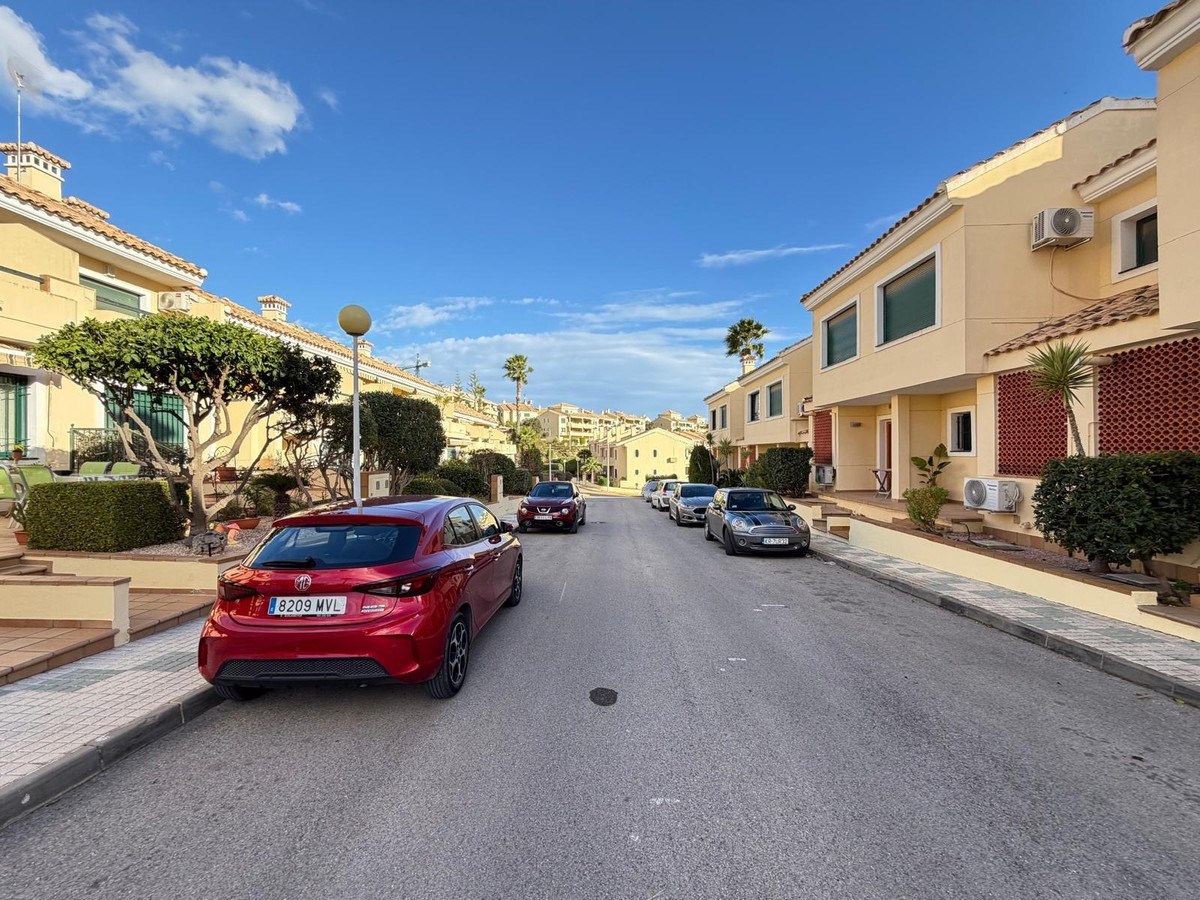 Se vende Bungalow de 2 dormitorios en Costa Blanca, Alicante, España