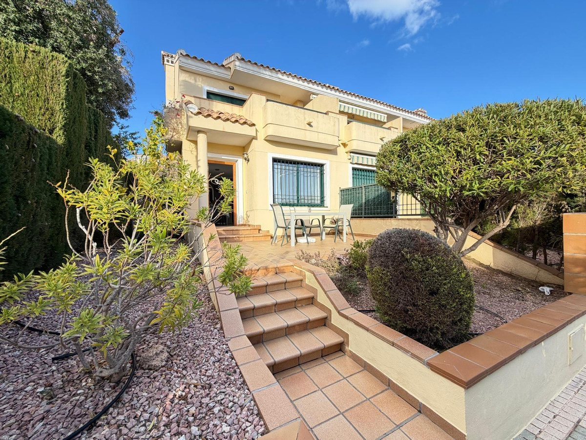 Se vende Bungalow de 2 dormitorios en Costa Blanca, Alicante, España