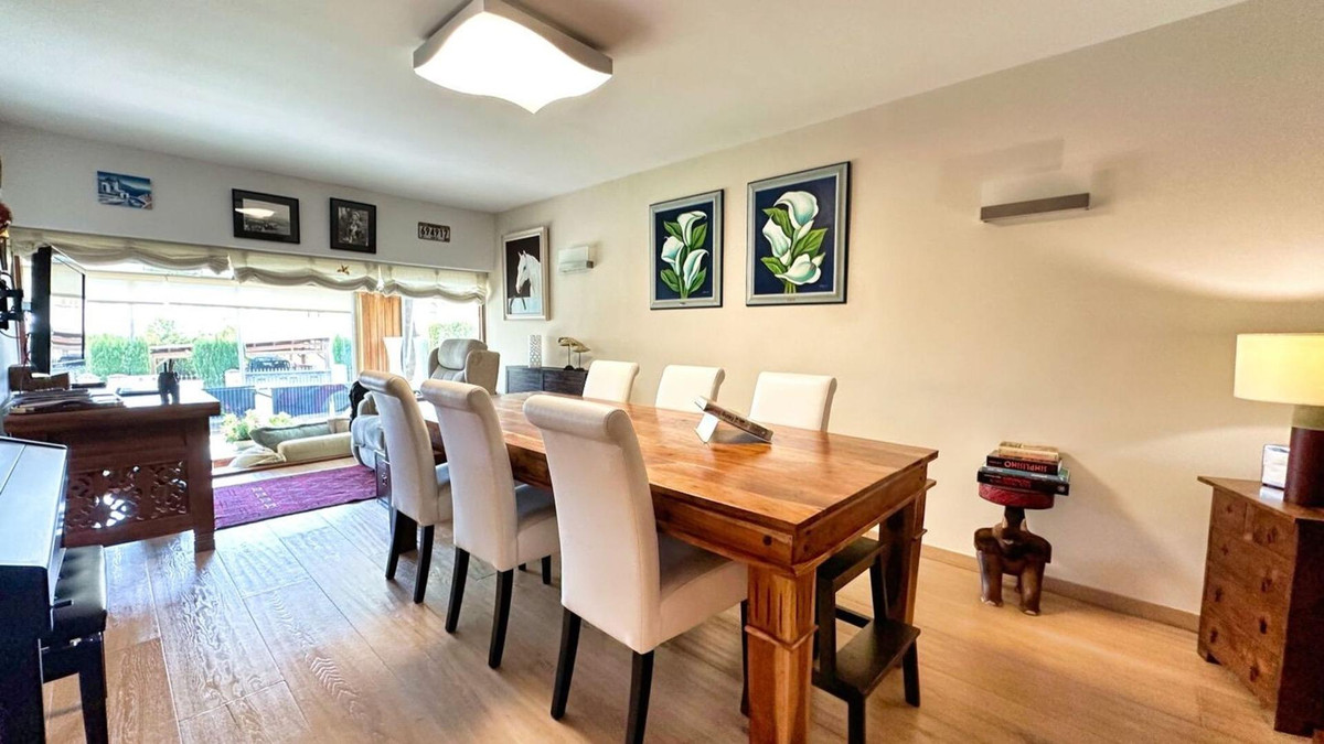 6 Bed Townhouse for sale in Benidorm Costa Blanca, Alicante, Spain