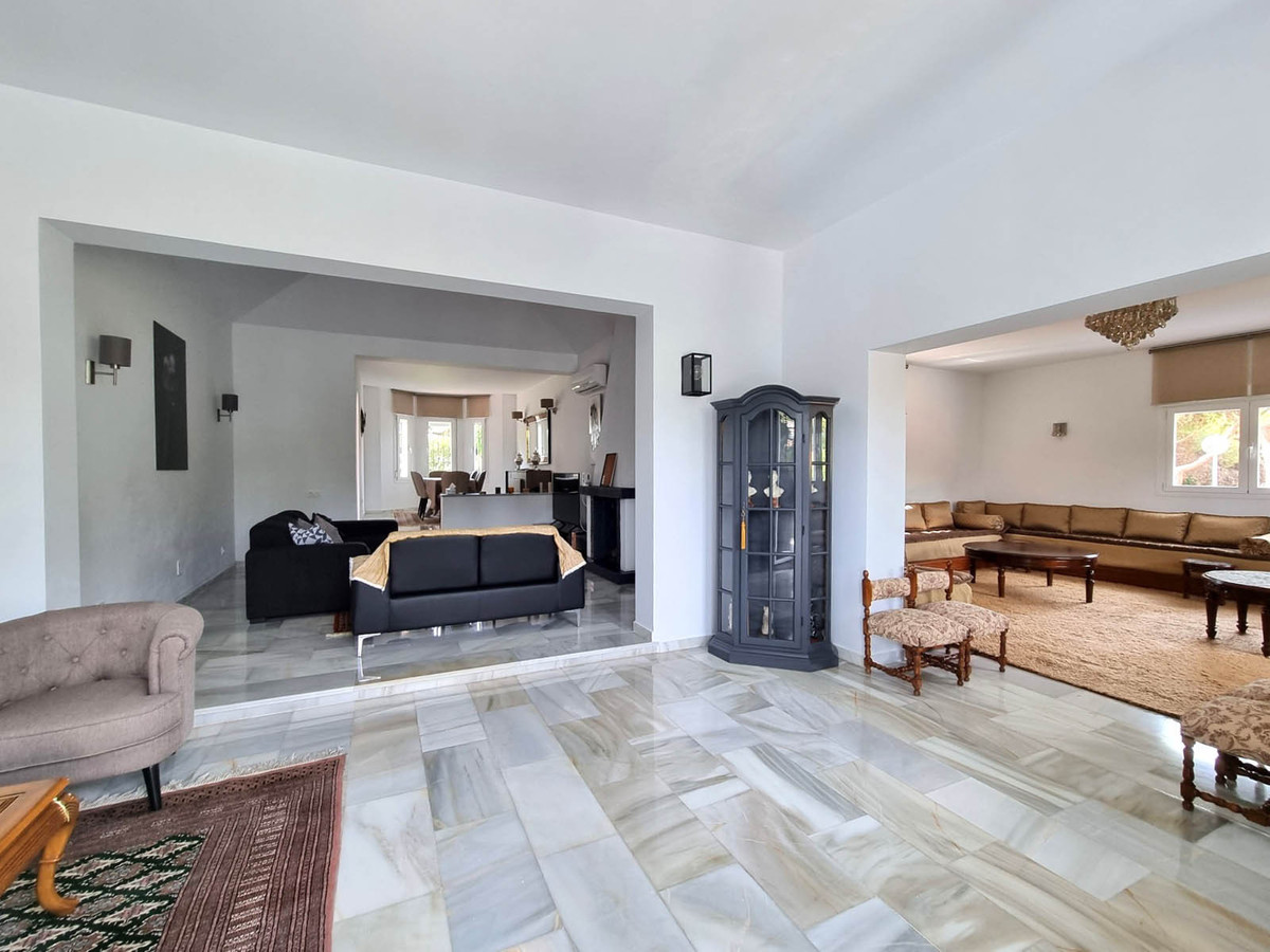 Se vende Villa - Chalet de 3 dormitorios en Costa Del Sol, Málaga, España