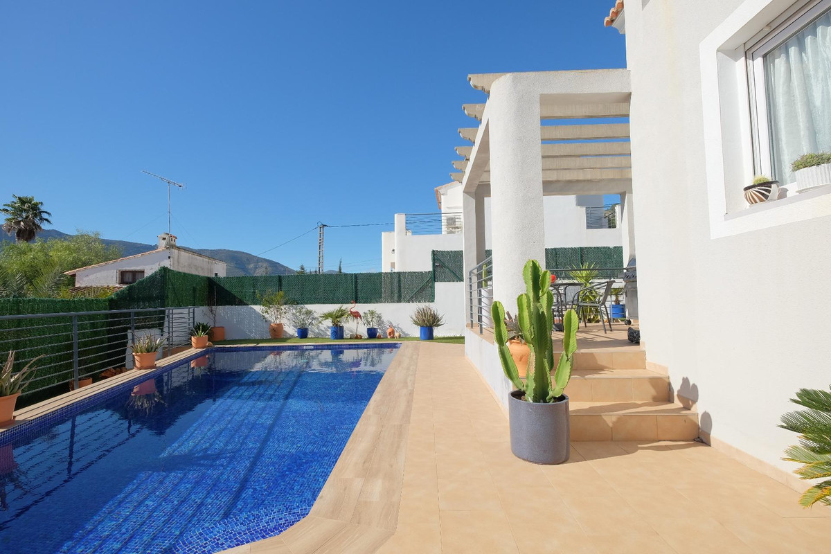 2 Bed Townhouse for sale in Alcalali Costa Blanca, Alicante, Spain