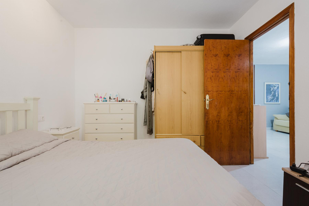 Se vende Apartamento Planta Media de 2 dormitorios en Costa Blanca, Alicante, España