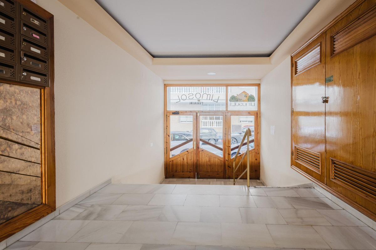Se vende Apartamento Planta Media de 2 dormitorios en Costa Blanca, Alicante, España