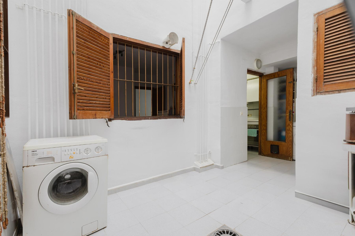 Se vende Apartamento Planta Media de 2 dormitorios en Costa Blanca, Alicante, España