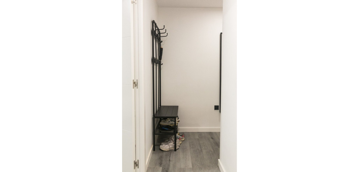Se vende Apartamento Planta Media de 2 dormitorios en Costa Blanca, Alicante, España
