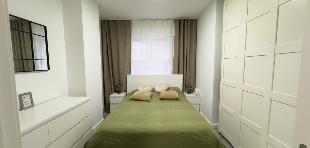 Se vende Apartamento Planta Media de 2 dormitorios en Costa Blanca, Alicante, España