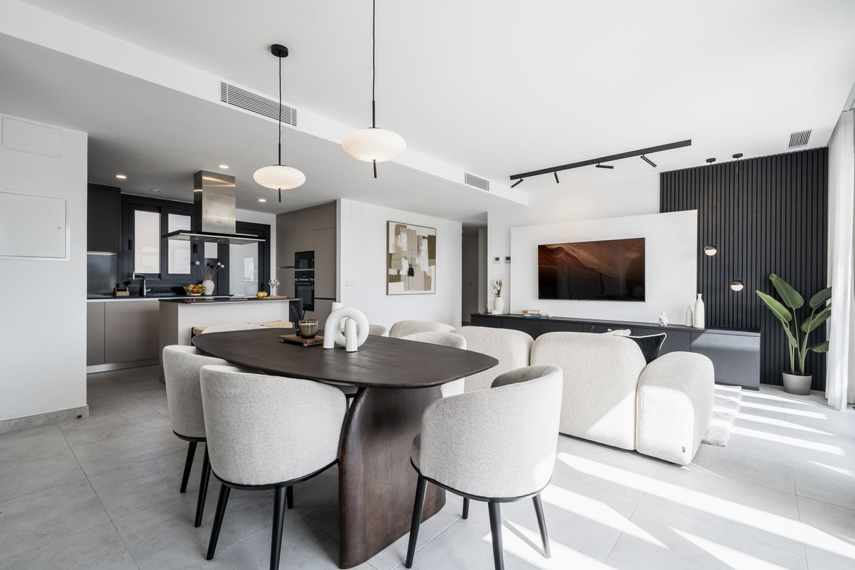 3 Bed Apartment for sale in Estepona Costa Del Sol, Málaga, Spain