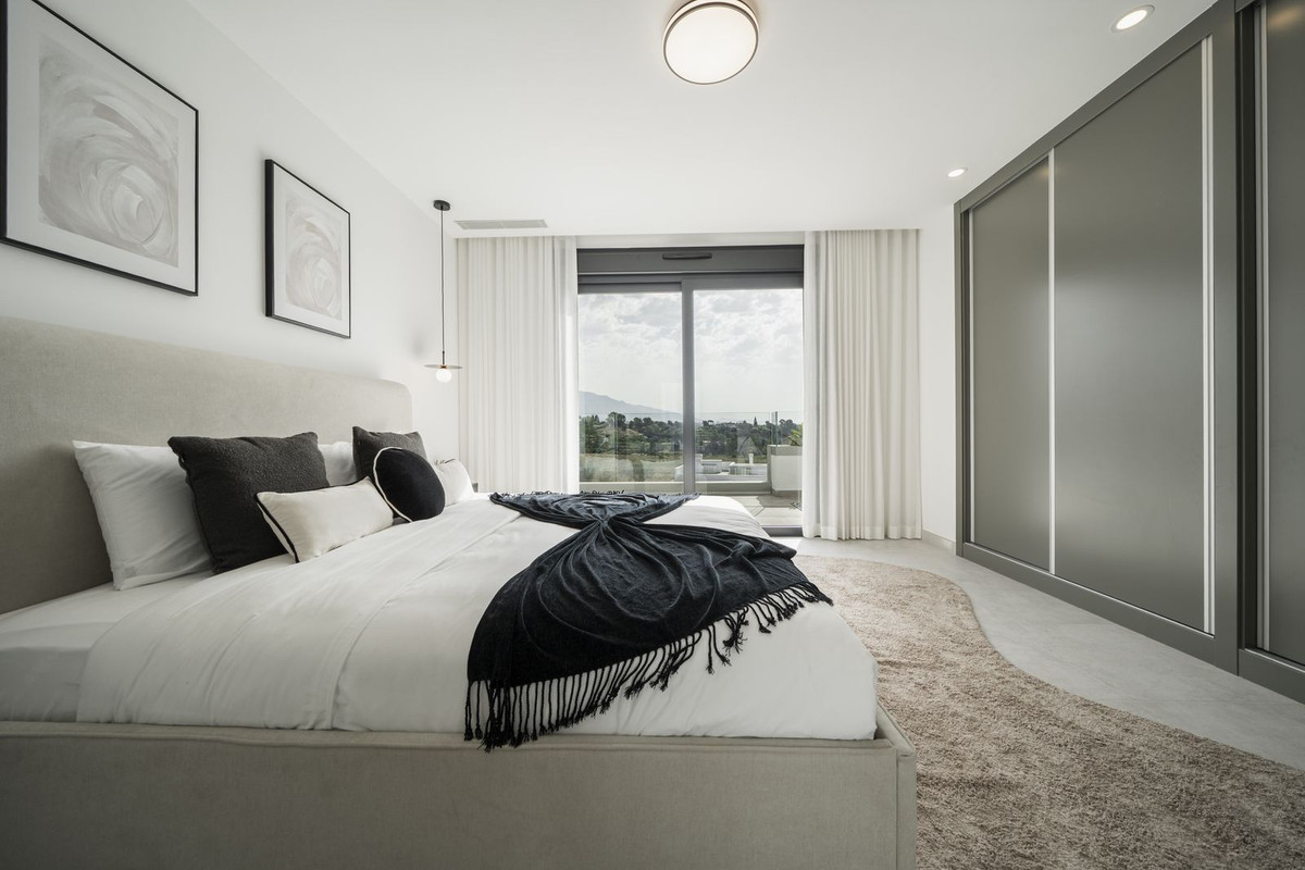 3 Bed Apartment for sale in Estepona Costa Del Sol, Málaga, Spain
