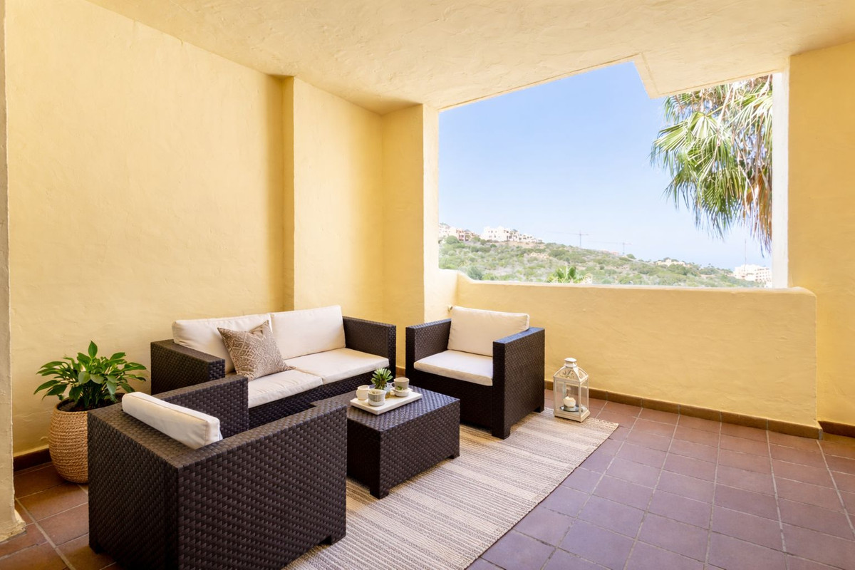 Se vende Apartamento Planta Media de 2 dormitorios en Costa Del Sol, Málaga, España