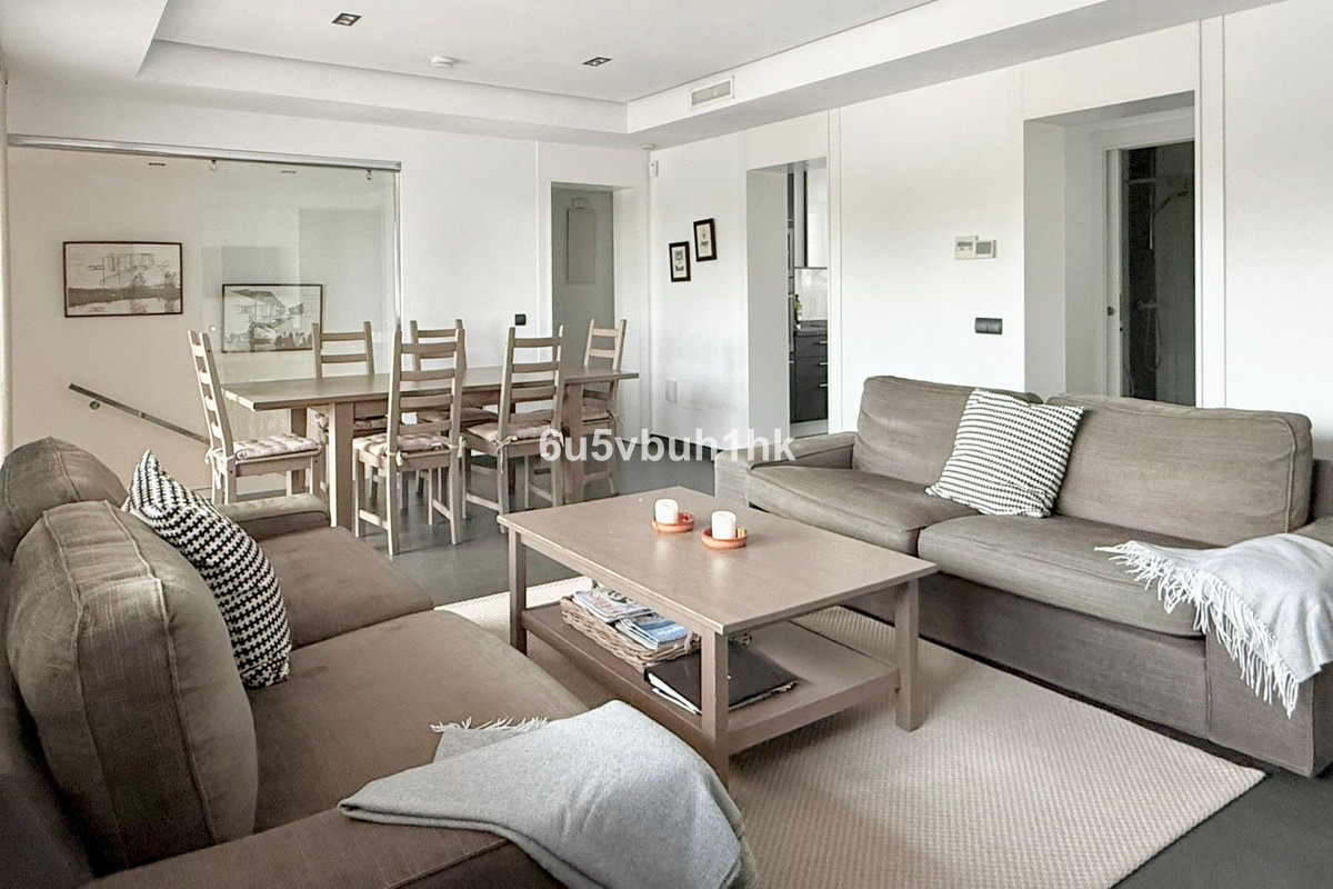 4 Bed Townhouse for sale in Torreblanca Costa Del Sol, Málaga, Spain
