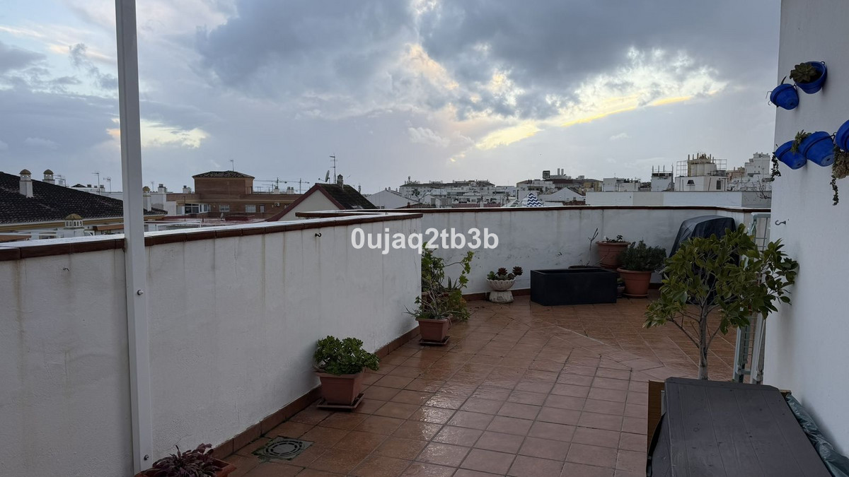 3 Bed Apartment for sale in San Pedro De Alcántara Costa Del Sol, Málaga, Spain