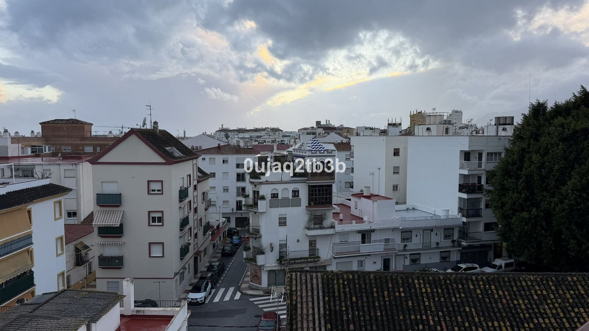 3 Bed Apartment for sale in San Pedro De Alcántara Costa Del Sol, Málaga, Spain