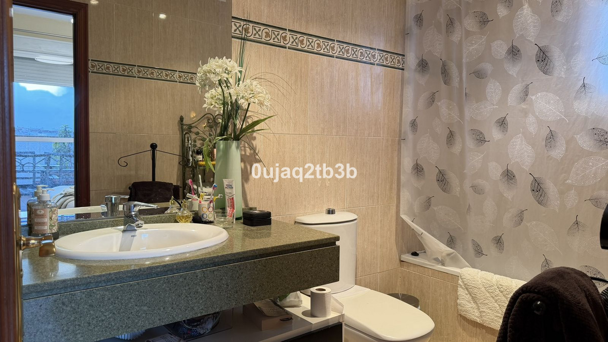 3 Bed Apartment for sale in San Pedro De Alcántara Costa Del Sol, Málaga, Spain