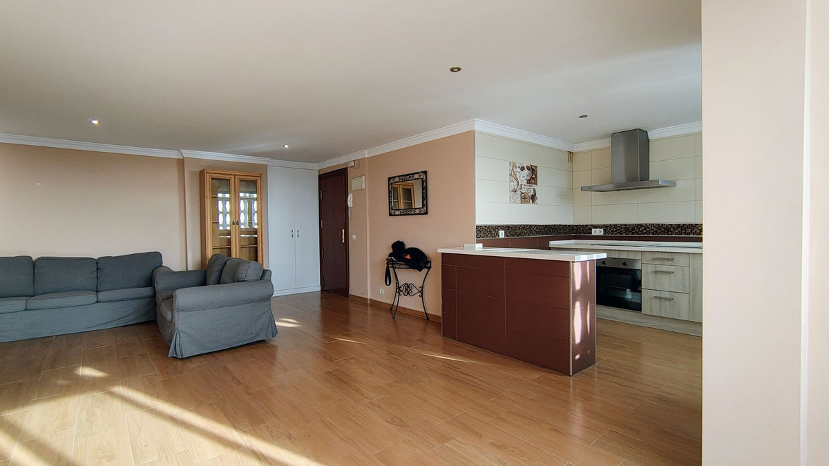 4 Bed Apartment for sale in San Pedro De Alcántara Costa Del Sol, Málaga, Spain